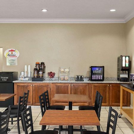 Super 8 By Wyndham Roseburg Hotell Eksteriør bilde