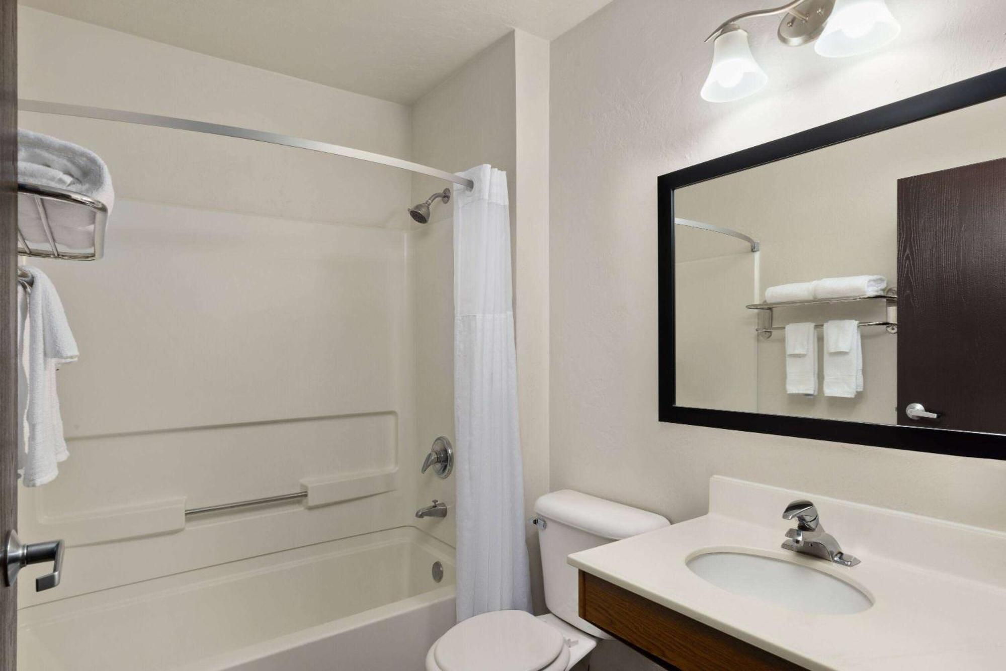 Super 8 By Wyndham Roseburg Hotell Eksteriør bilde
