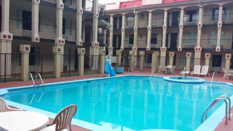 Super 8 By Wyndham Roseburg Hotell Eksteriør bilde