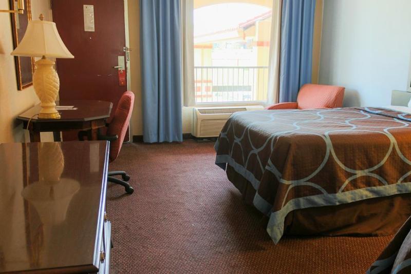 Super 8 By Wyndham Roseburg Hotell Eksteriør bilde